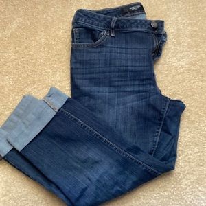 Vera Wang size 10 capri jeans